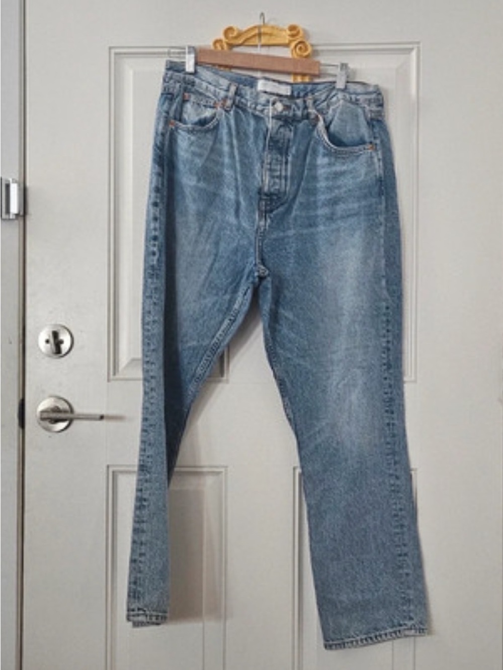 Topshop Straight-Leg Women's Jeans in Light Blue Wash hobo Editor edition